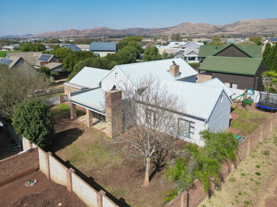 3 Bedroom Property for Sale in The Coves North West